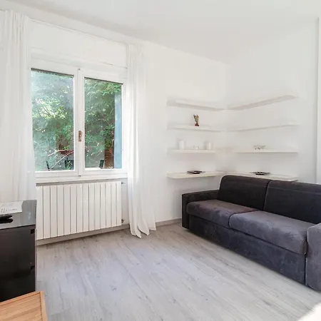 Apartment Eye On Stunning View! *