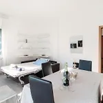 Eye On Stunning View! Apartament Como