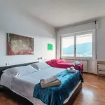 Eye On Stunning View! Apartament