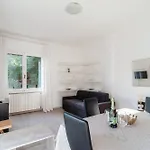Eye On Stunning View! Apartament