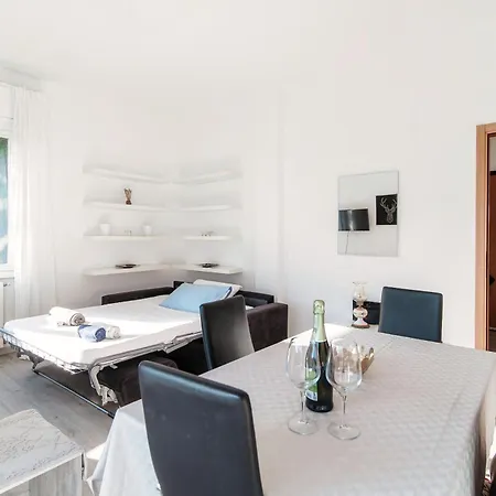 Eye On Stunning View! דירה קומו